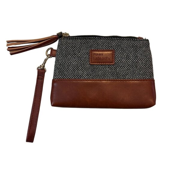Funky Monkey Greta Wristlet Clutch Herringbone Faux Leather‎ Tassel Zip Strap - Picture 1 of 9